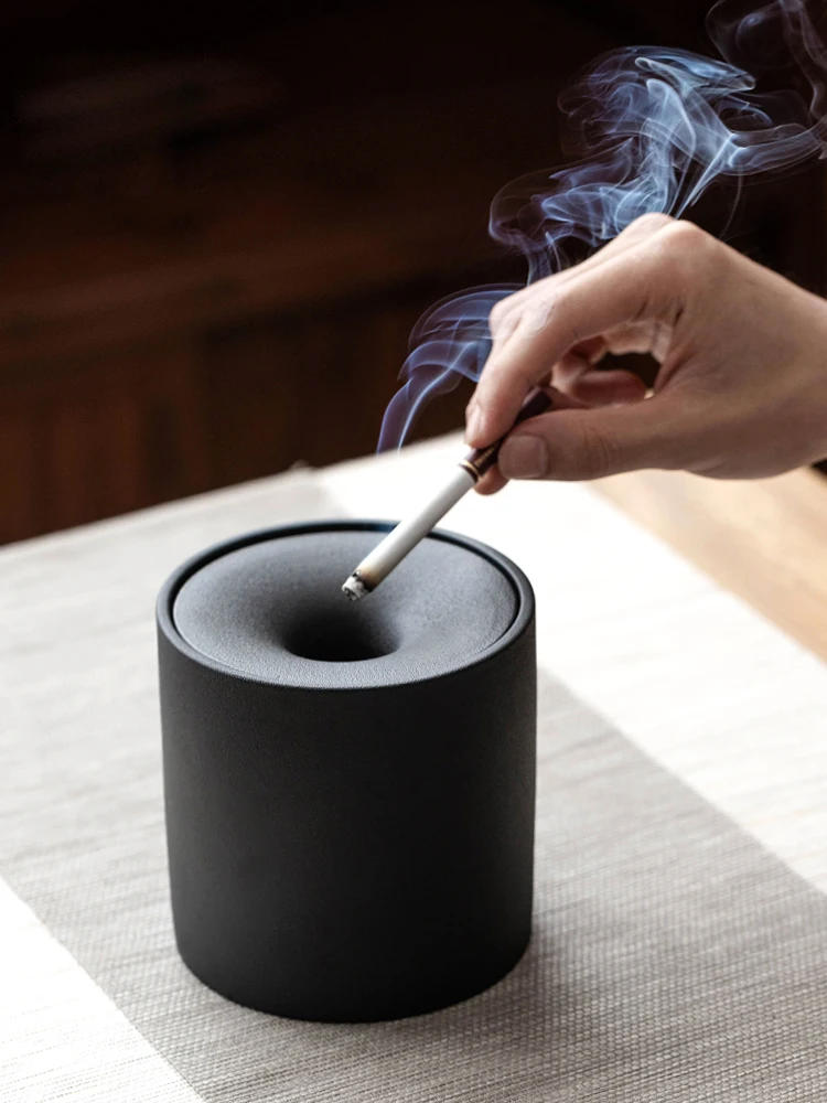 Description Picture 4 of itemStoneware ashtray with lid living room coffee table decoration Anti-ash portable ashtray Home Hotel Office Supplies/Gifts