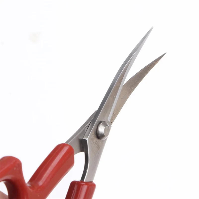 Description Picture 6 of item5.5"  Embroidery Scissors for Needlework Cutting Sewing Scissors for Fabric Cross Stitch Tailor's Scissor Sewing Tool Cuts Craft