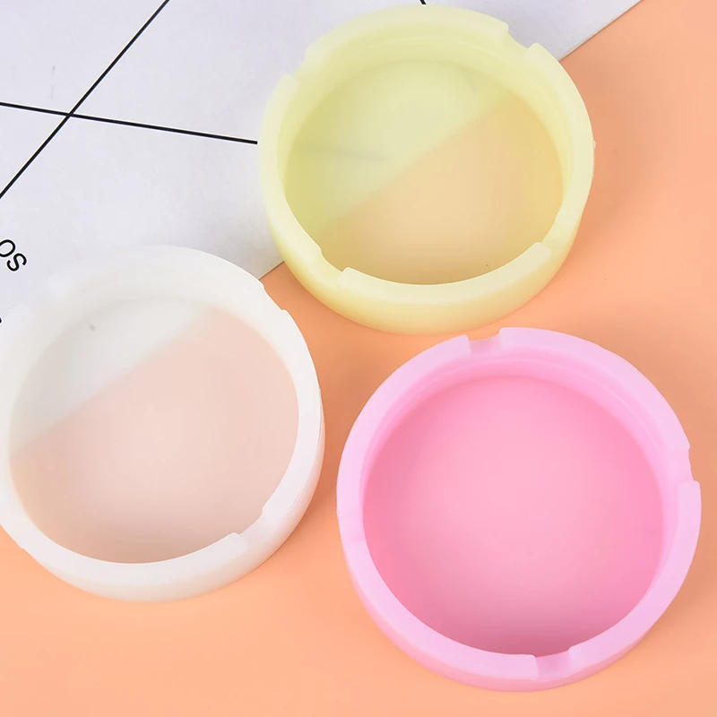 Description Picture 3 of itemCreative Round Luminous Luminous Silicone Soft Ashtray Smoking Cigarette Cigar Weed Accessories Home Desk Accessories Ashtray