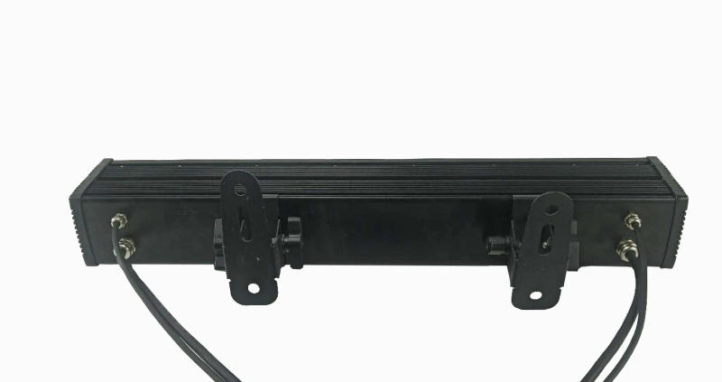 Description Picture 6 of item7x30w COB Led Bar Wall Washer Light RGB 3IN1 IP65 Dot Control  Led Wall Washer outdoor DMX512 LED Linear Flood Light