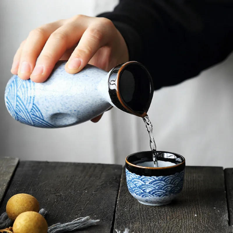 Description Picture 3 of item5\3pcs Retro 40-240ml Haibo Pattern Bar Set Sake Vodka Shochu Decanter Shot Cup Gift Wine Drinkware