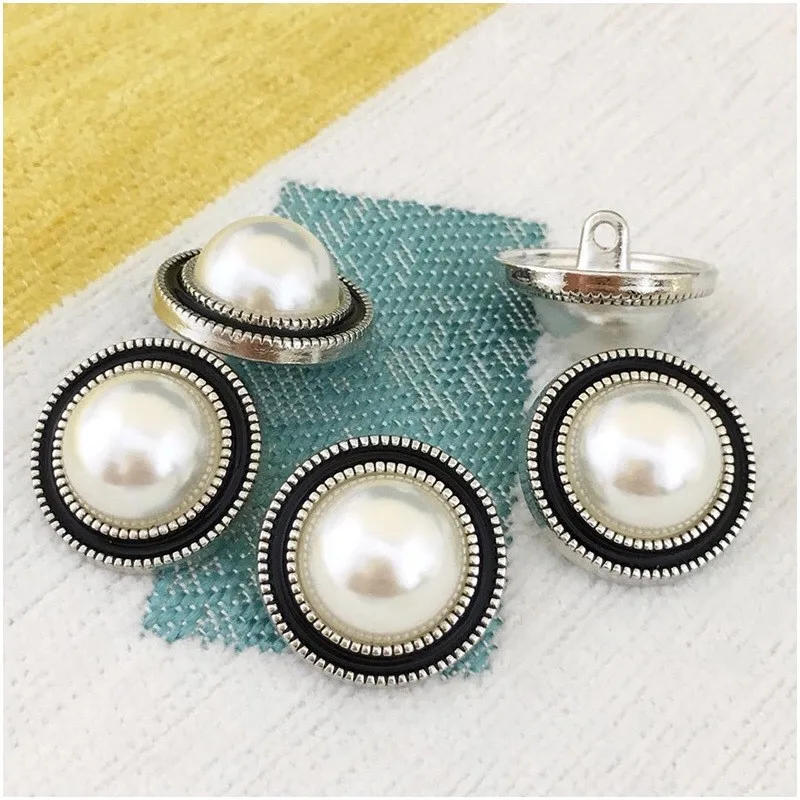 Description Picture 5 of itemEmbellishments for Clothing Luxury Pearl CC Button Sewing Material Sewing Accessories 20mm Snap Buttons Fashion Buttons for Coat