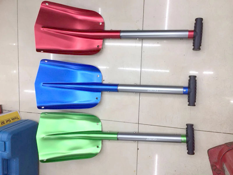 Description Picture 2 of itemFoldable Auto Emergency Snow Shovel with Extendable Handle, Aluminum Lightweight Snow Shovel for Car,Outdoor Camping Ski,Garden