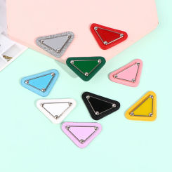 DIY Cutstom Embroidery Stickers Brand Triangular Sew Patches for Clothing Appliques Brand Logo Sequin Patch Badge on Hat Package