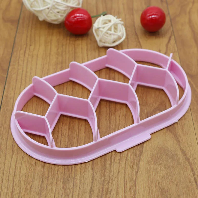 Description Picture 3 of item1PC Round Circular Oval Bread Molds Fan Shaped Pastry Cutter Dough Cookie Press Bread Biscuit Moulds Kitchen Pastry Baking Tools