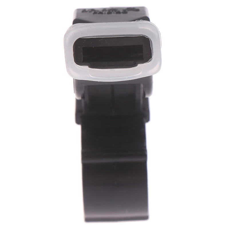 Description Picture 4 of item1 PC New Black Plastic Pealess Finger Grip Sports Referee Whistle