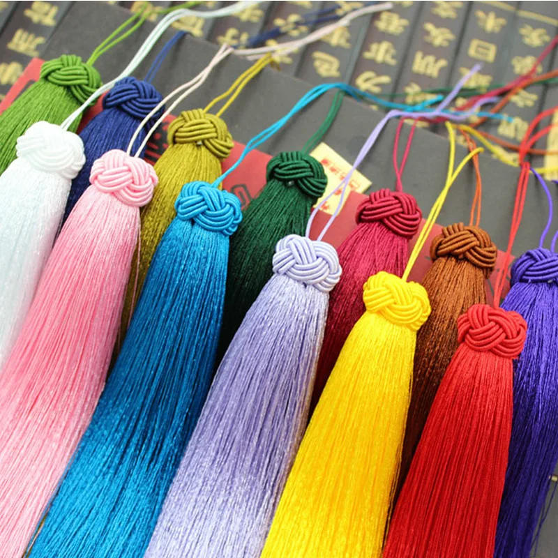 Description Picture 6 of item5Pcs/Lot 15cm Silk Tassels with Cord Loop Chinese Knot Tassels Fringe Brush Handmade Pineapple Cap Tassel For DIY Jewelry Making