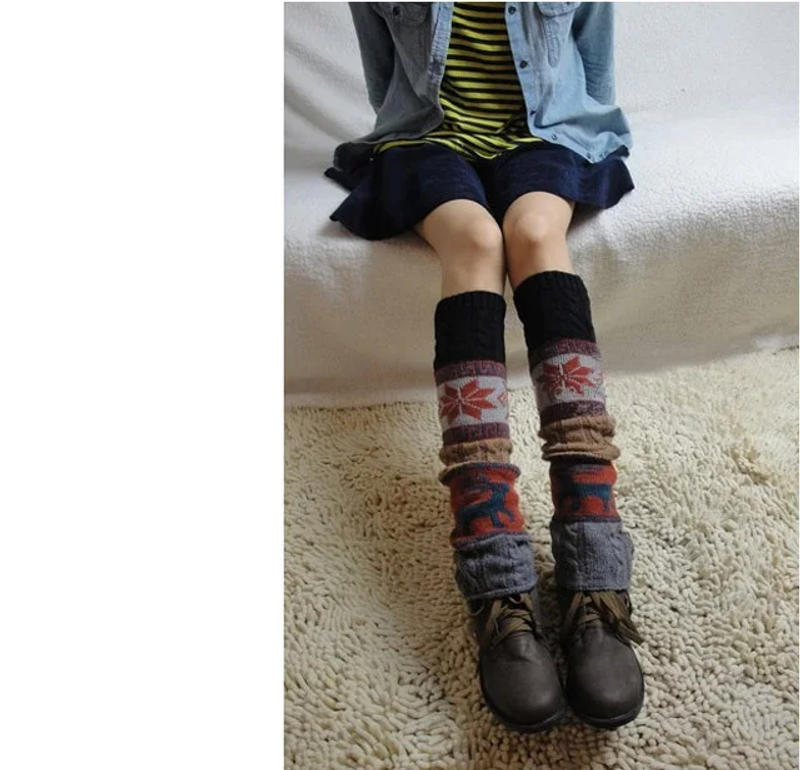 Description Picture 3 of itemFemale Sock Jacket Below Knee Pile Socks British Wind Twist Spotted Fawn Snowflake Autumn And Winter Leg Warmers Women Acrylic