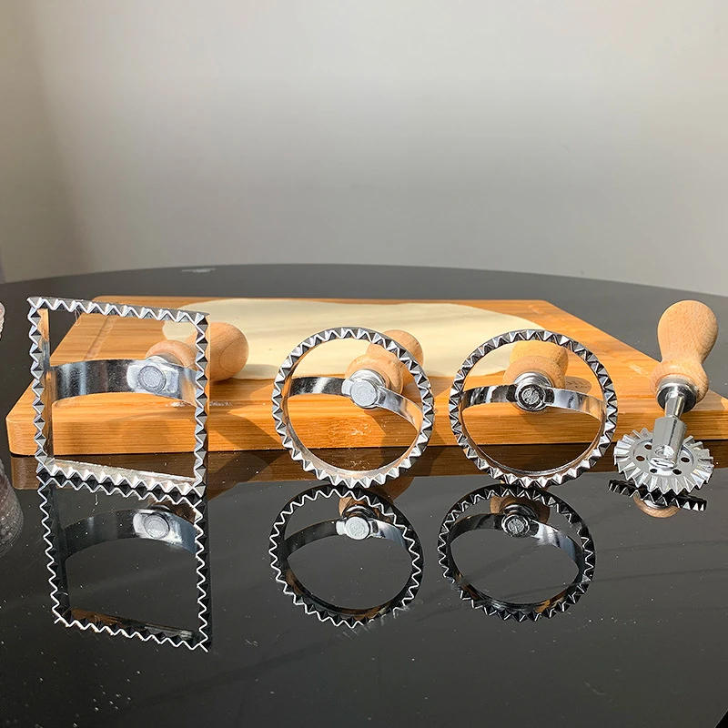 Description Picture 4 of itemCookie Cutter Ravioli Pasta Tools 304 Stainless Steel Cokies Mold Ravioli Maker Cutters Square Round Pizza Cutting Wheel Tools