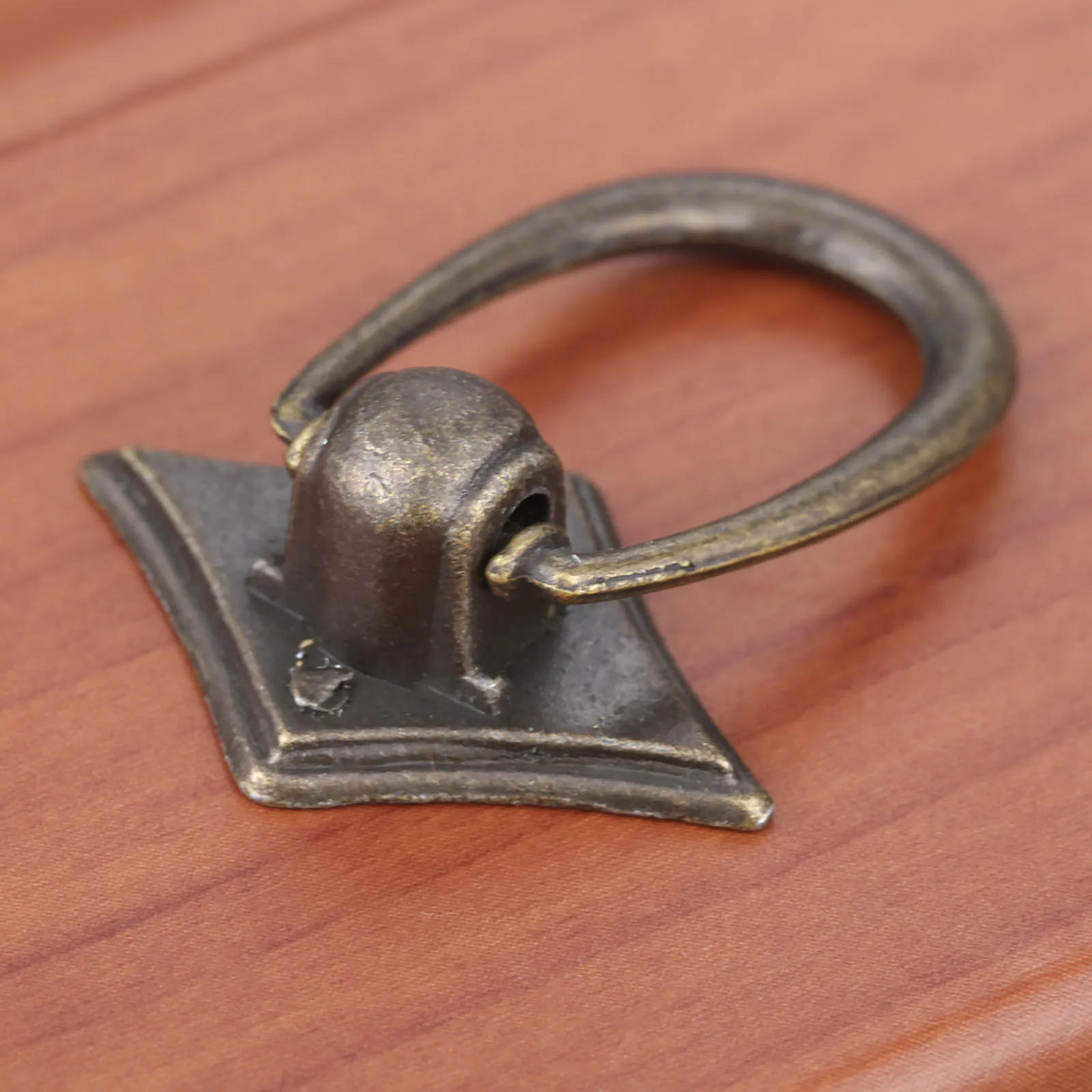 Description Picture 4 of item2Pcs 30*40mm Vintage Ring Handle And Knob Furniture Door Pull Handle European Zinc Alloy Cabinet Dresser Drawer Knobs