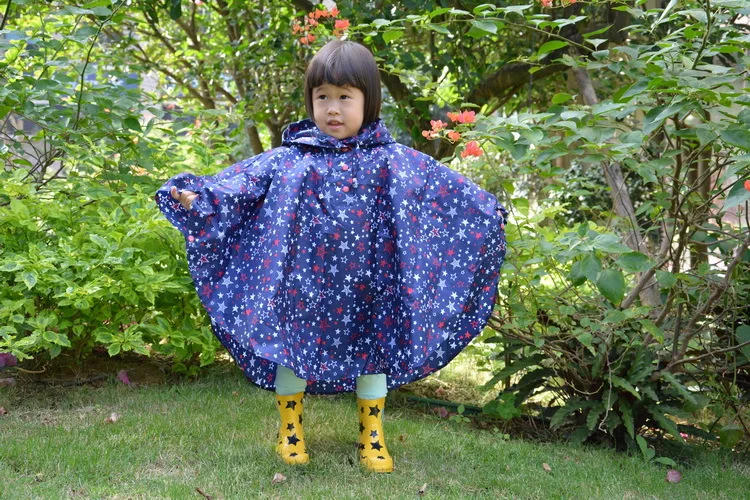 Description Picture 2 of itemChildren Raincoat Kids for Girls Boys Cute Waterproof  Hooded Impermeable Kid Raincoats Child Rain Coat Cover Poncho Rainwear