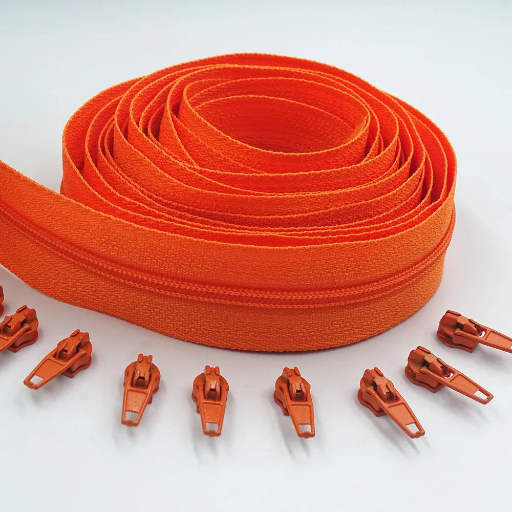 Description Picture 6 of item10Meters Long Zipper 20 Auto Locking Sliders 3# Nylon Zipper Used For  Clothing Handbags