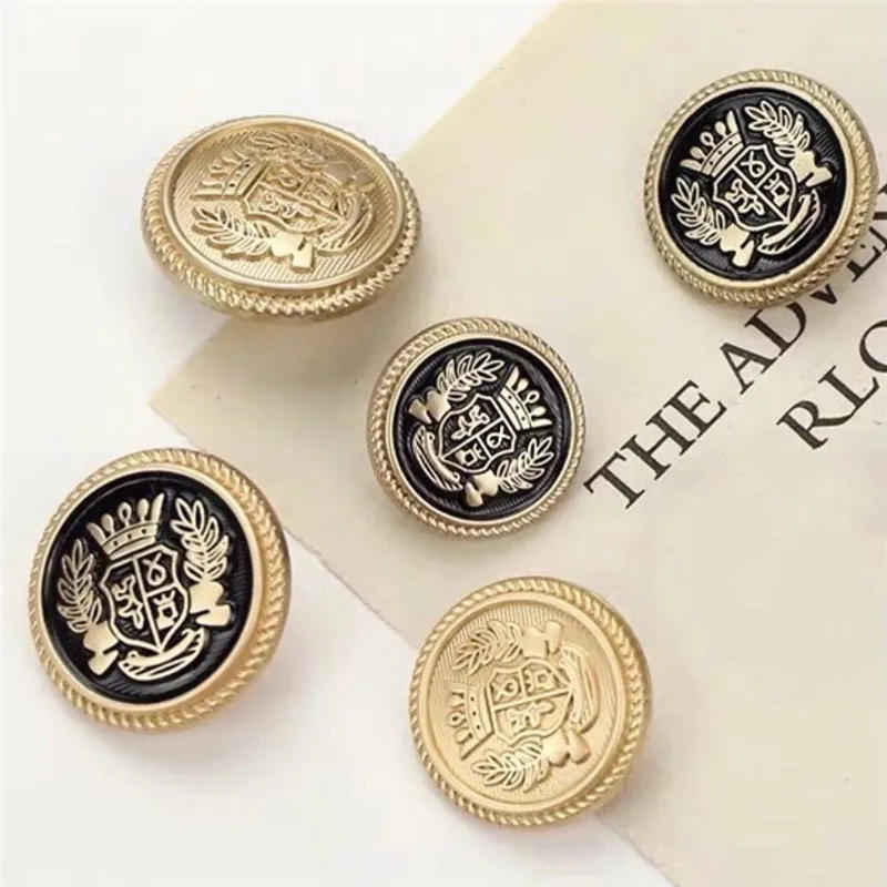 Description Picture 4 of item10pcs 15/20/25mm Fashion Metal Buttons College Style Crown Pattern Decorative Buttons for Clothing 20mm Snap Buttons for Coat