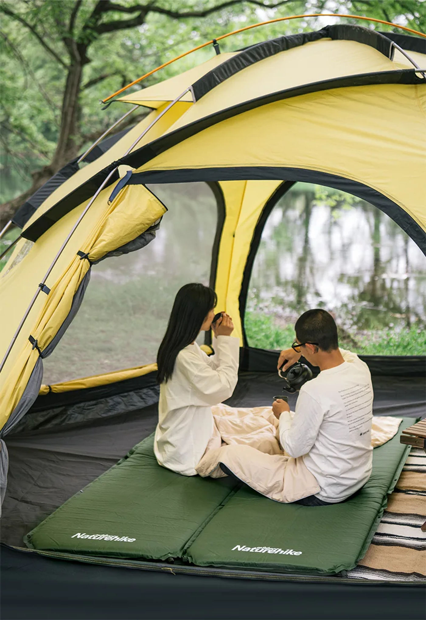 Description Picture 2 of itemNaturehike Camping Mat Self Inflatable Sleeping Pad Sponge Thicken Splicing Camping Mattress Outdoor Backpack Tent Mat Air Mat