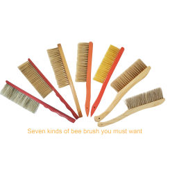 A variety of bee sweeps Beekeeping tools bee sweeper brush drives away bees and cleans beehives for beekeeper hive tools