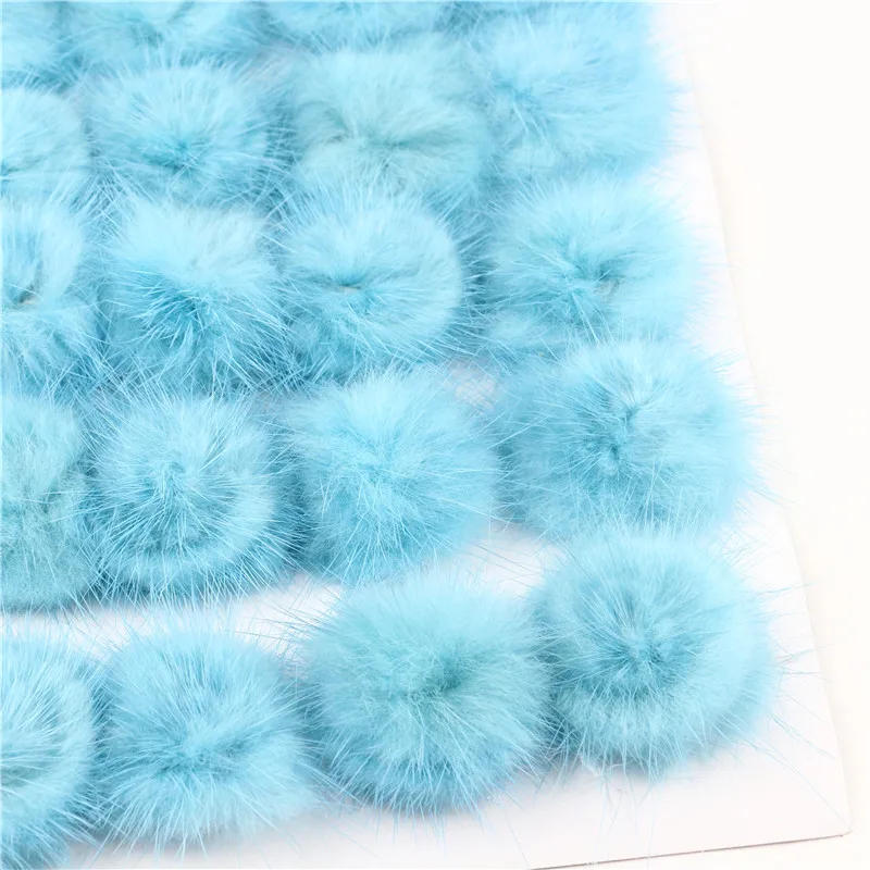 Description Picture 6 of item30mm DIY Pompon Real Mink Fur Pompom 30mm Comfortable Pompons Simple Pom Pom Decoration For Women Scarf Bag Clothing Skirt 10pcs