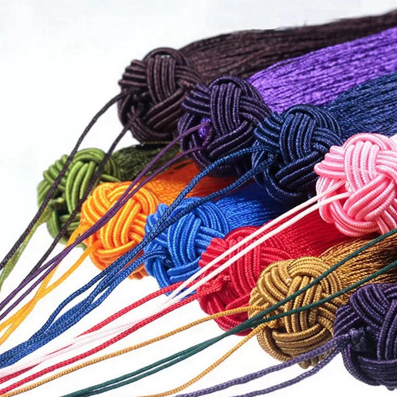 Description Picture 4 of item5Pcs/Lot 15cm Silk Tassels with Cord Loop Chinese Knot Tassels Fringe Brush Handmade Pineapple Cap Tassel For DIY Jewelry Making