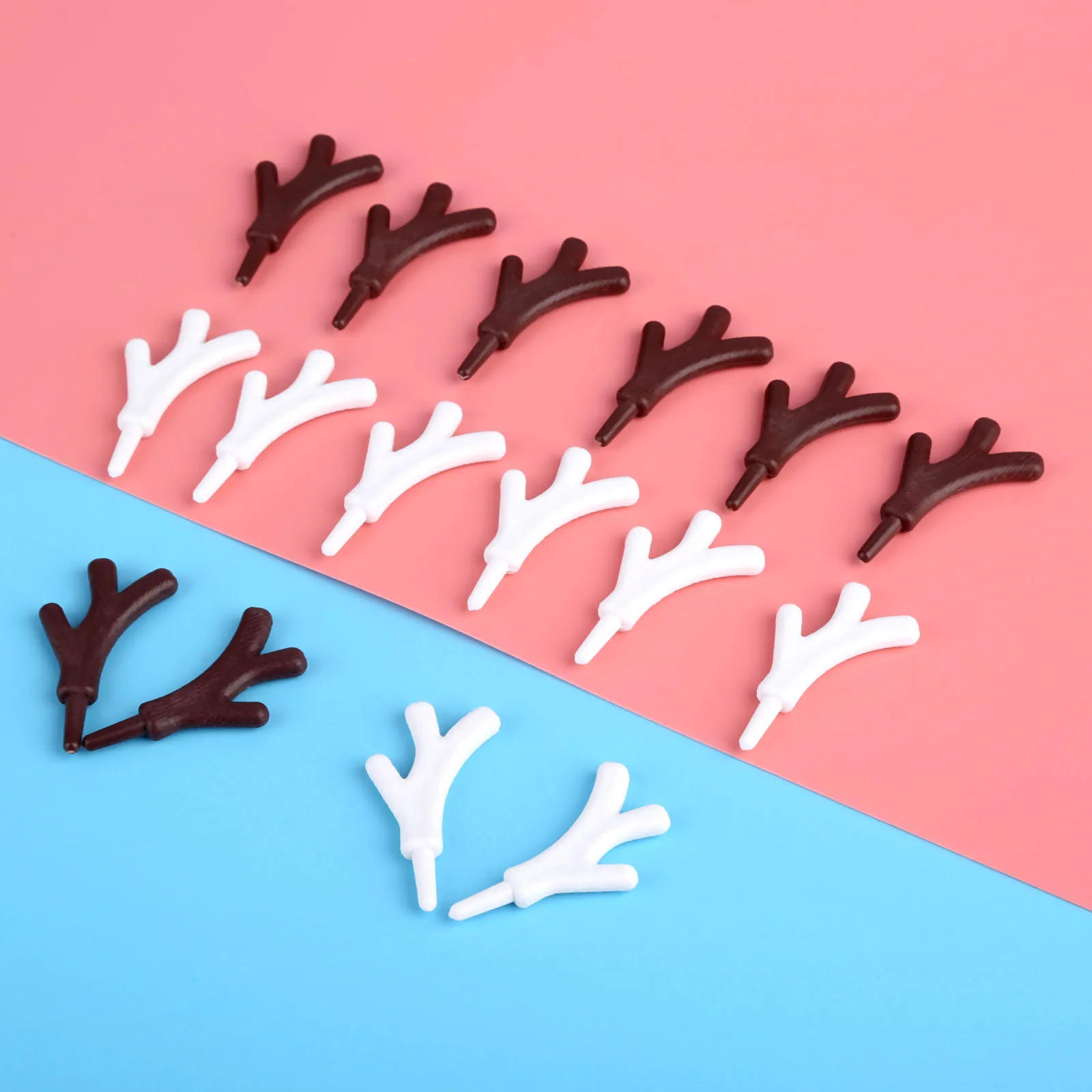 Description Picture 6 of item20Pcs Mini Plastic Branch Antlers Staghorns Snowman's Hands DIY Ornament Christmas Festival Holiday Party Crafts Home Decoration