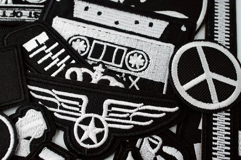 Description Picture 6 of itemStar Dog Cat Eye Patch Embroidery Applique Ironing Sewing Supplies Decorative Badges For Clothing Accessories Zipper