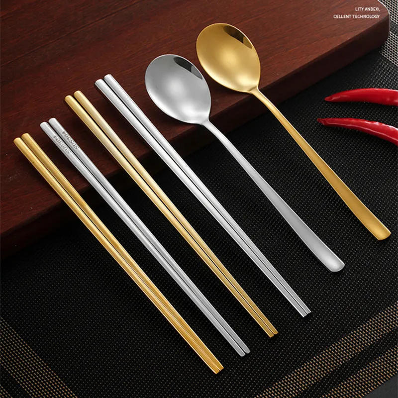 Description Picture 3 of itemKorean 304 Stainless Steel Long Handle Chopsticks Home Tableware Round Head Spoon Tablespoons Golden Dinnerware Kitchen Utensils