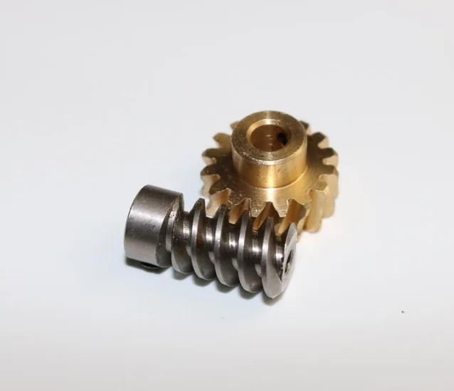Description Picture 5 of item1M-16T/2T worm gear rod speed ratio:1: 8 Suitable high torque reducer model steering gear lifting device