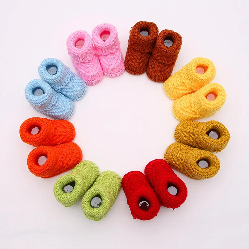 Description Picture 5 of itemNewborn Baby Toddler Shoes 0-1 Year Old Baby Shoes Handmade Knitted Wool Shoe Hair Socks Embroidery Cartoon Bbaby First Walkers