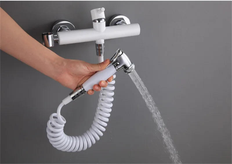 Description Picture 4 of itemBrass Bidet Faucets Bathroom Hot & Cold Single Handle Toilet Shower Blow-fed Spray Gun Nozzle White Bidet Faucet Bath Hardware