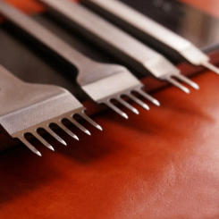 4pcs/set 3mm 4mm 5mm 6mm Leather Craft Tools Hole Punches Stitching Punch Tool 1+2+4+6 Prong Leathercraft Punching Tools Set