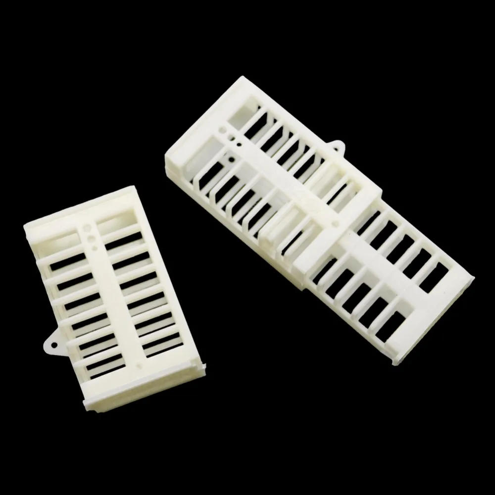 Description Picture 5 of item30 pcs Plastic Bee Queen Cage White Safety Mutil-functional Stretch Hutchs Tools Beekeeping Supplies Tools