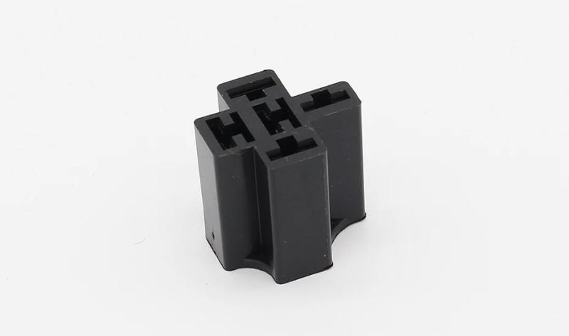 Description Picture 3 of itemauto relay socket with 5 terminals