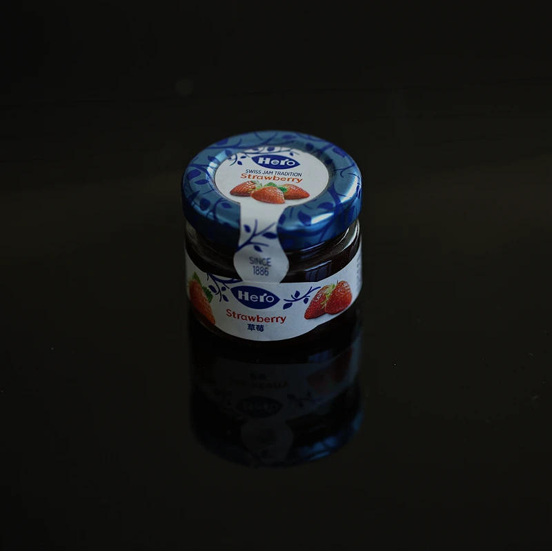 Description Picture 5 of item130x55 cm Mirror Reflection Cameras for Photography Props Matte & Reflective Two Sides Photo Studio Accessories PVC Background