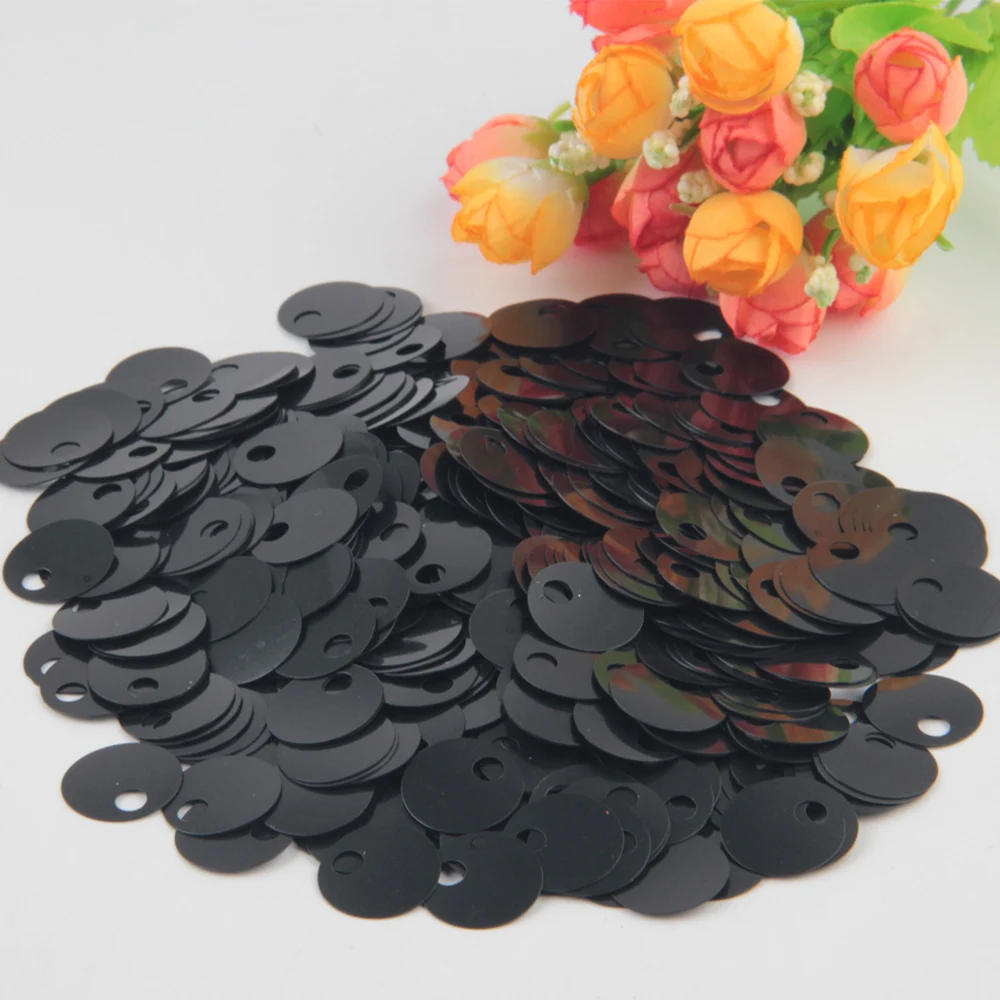 Description Picture 5 of itemSequin 20mm PVC Flat Round Loose Sequins 2cm Paillette Sewing Craft Women Garments Accessories with Big Hole 10g