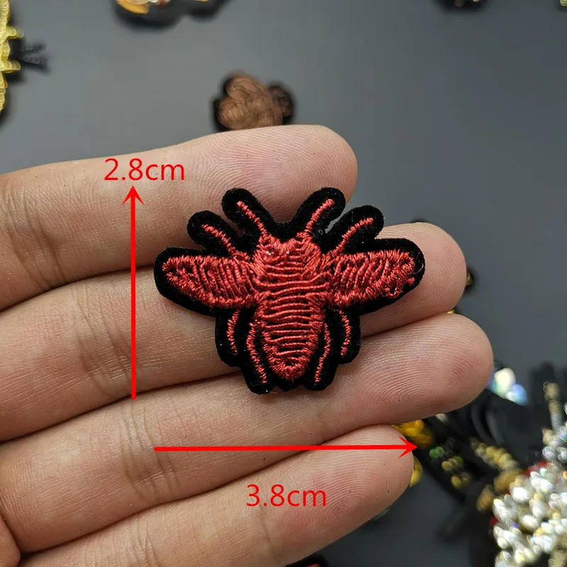 Description Picture 6 of itemBees sequins Rhinestones bead brooch patches applique sew on beading applique clothes shoes bags decoration patchfor clothing