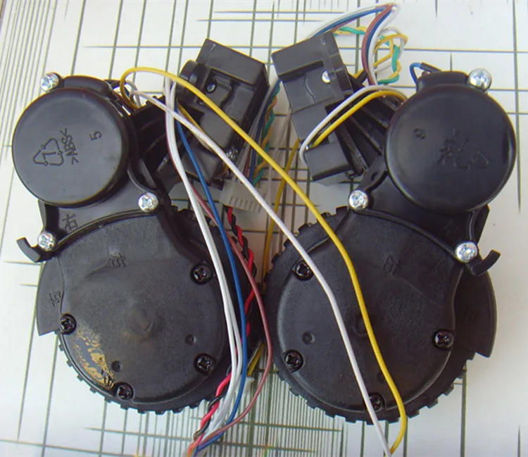 Description Picture 6 of itemvacuum cleaner water tank or mop cloth rags Replacement for Conga Excellence 990 Dry Robotic Vacuum Cleaner Parts water box