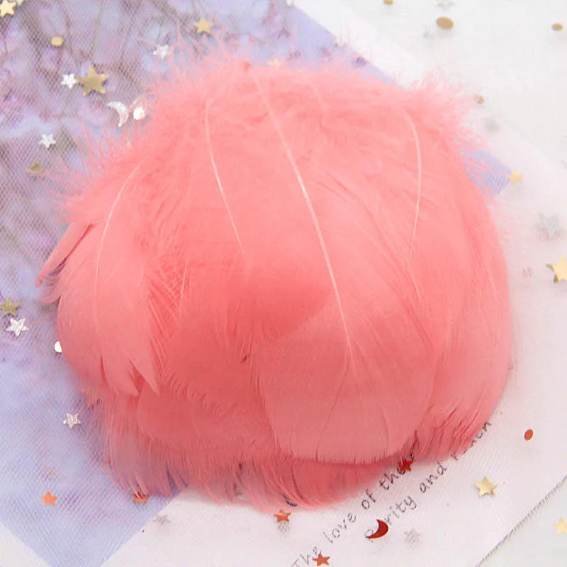 Description Picture 6 of itemNatural Goose Feathers 4-8cm Small Floating Colourful Swan Feather Plume for Craft Wedding Jewelry Home Decoration Plumes 100pcs