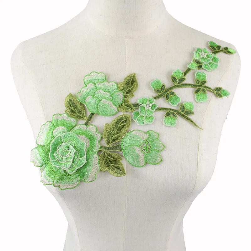 Description Picture 4 of item1Pc Rose Embroidered Sewing On Patch Flower Patch Stickers For Clothes Badge Sewing Fabric Applique Supplies 12Colors