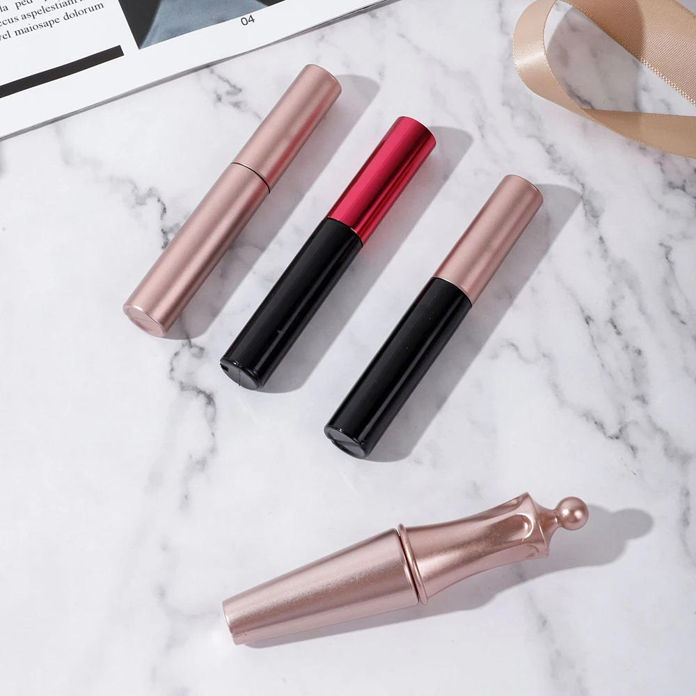 Description Picture 3 of itemMagnetic Liquid Eyeliner Waterproof Smooth Eye Liner Gold Bottle Makeup Cosmetic Easy To Wear Quick Dry Liquid Magnetic Eyeliner