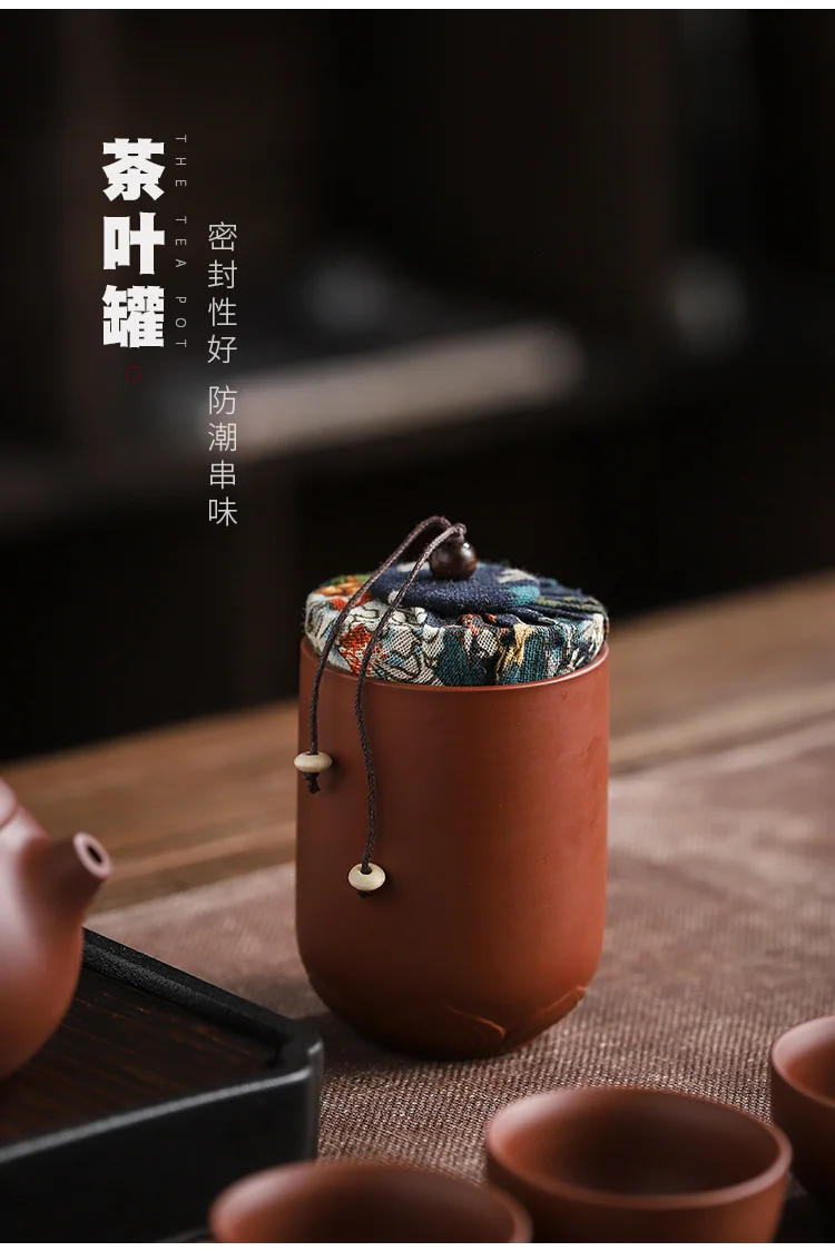 Description Picture 4 of itemPurple Sand Tea Cups Ceramic Portable Teapot Set Outdoor Travel Gaiwan Tea Cups of Tea Ceremony Teacup Fine Gift Kung Fu Tea Set