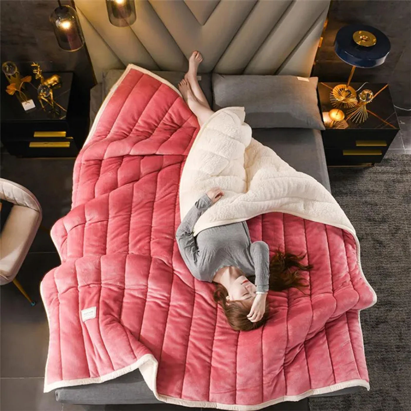 Description Picture 6 of itemHome Lamb Cashmere Thick Bed Blanket Sofa Winter Warm Sherpa Duvet Cover Newborn Wraps Kids Bedspread 180X200CM
