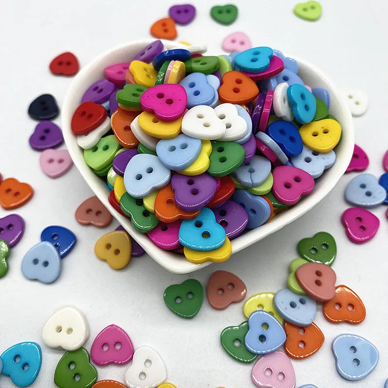 Description Picture 3 of itemNew 11-15mm  Candy colored hearts Button Resin Sewing ButtonsDiy Scrapbooking Multicolourr