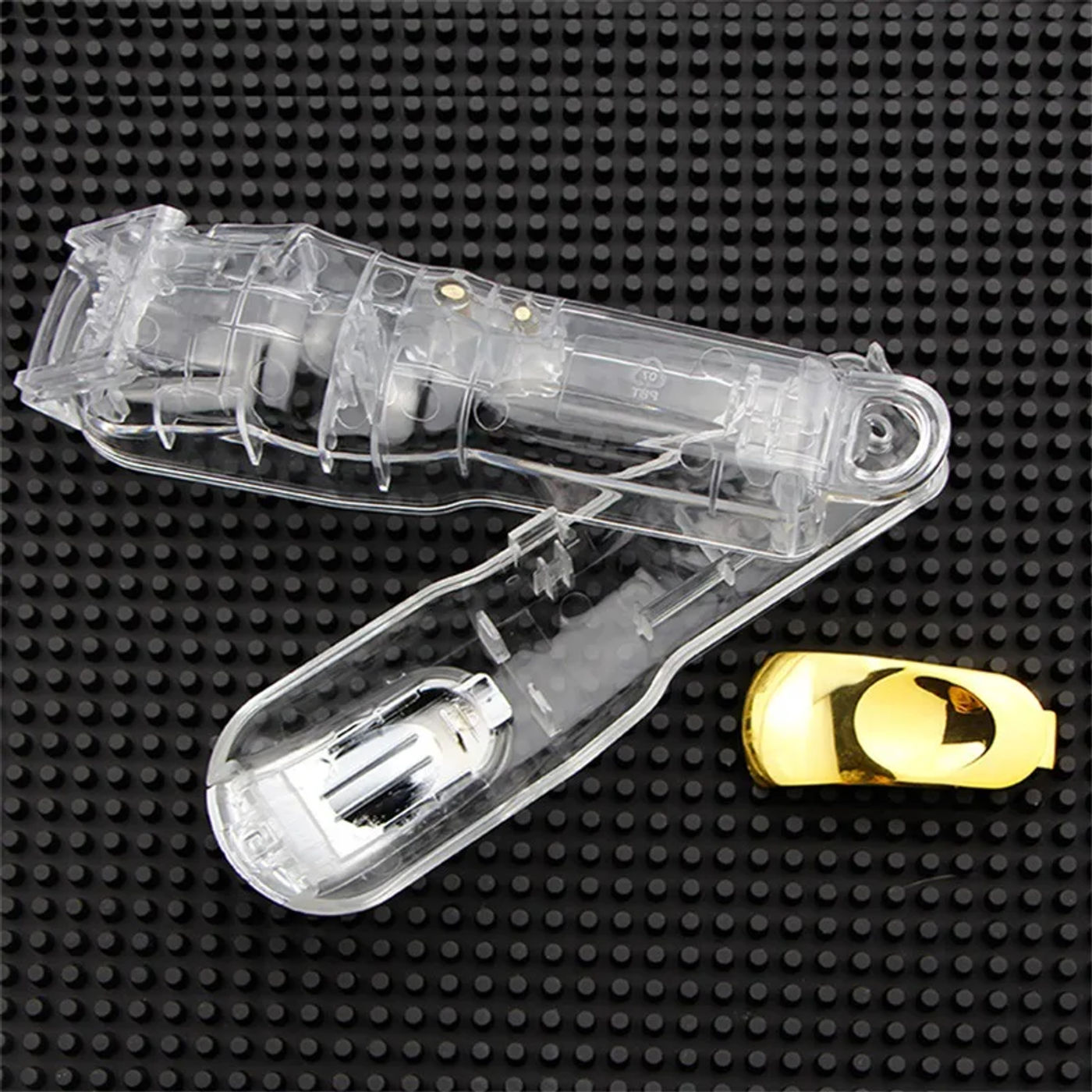 Slide e2d032ffc5db48e8a505467e96d0665b