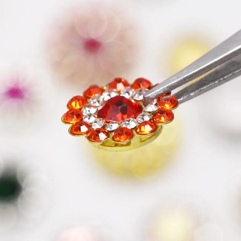 Description Picture 5 of item20/50/100Pcs Rhinestones Flower Strass Crystal Sew On Rhinestones For Needlework DIY Clothes Gold/Silver Claw Rhinestone Buttons