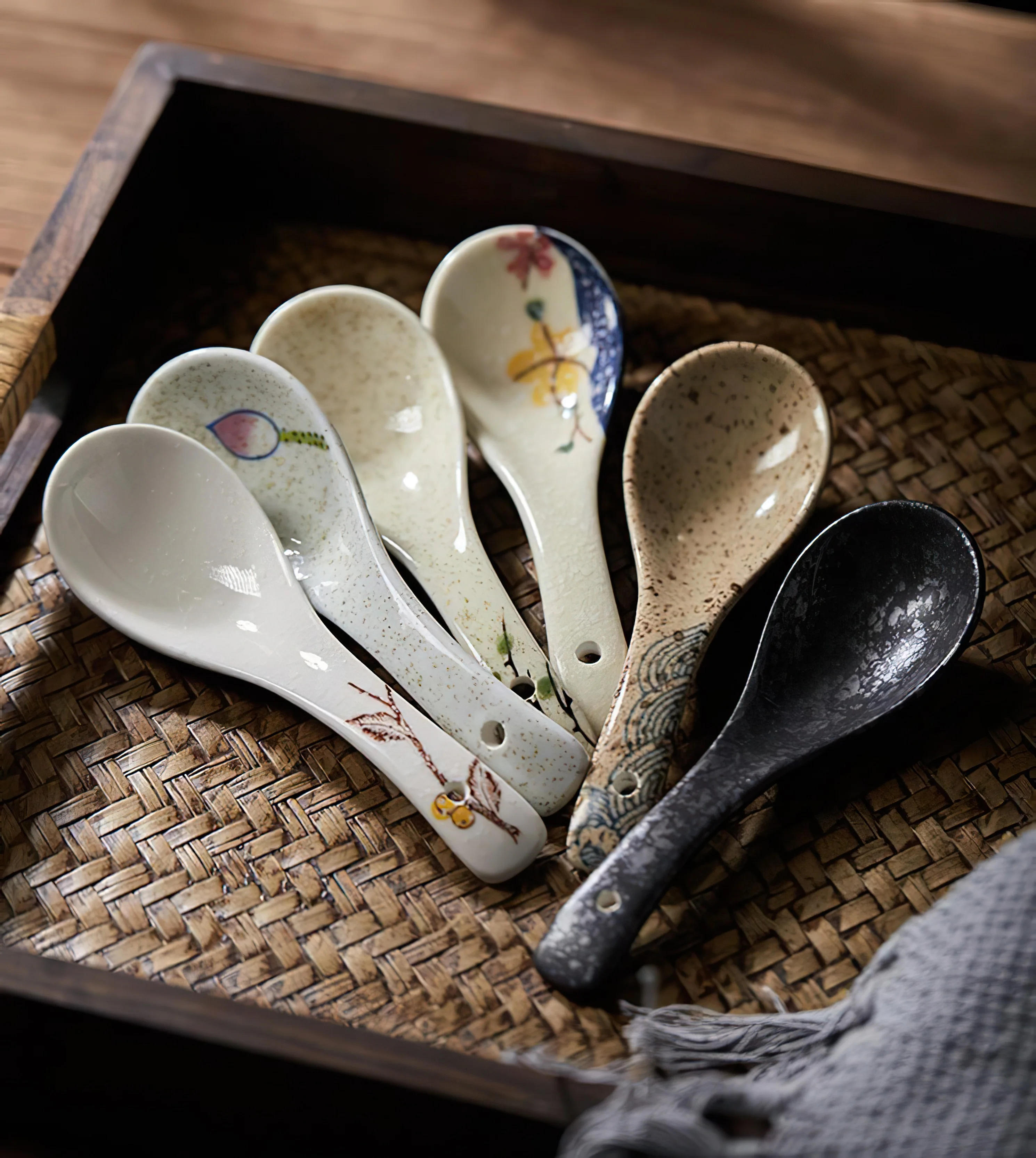 Description Picture 2 of itemBone China Spoon Dinnerware Service Ceramic Ladle Dinner Dipper Porcelain Utensil Scoop Tableware Household Kitchenware Supplies