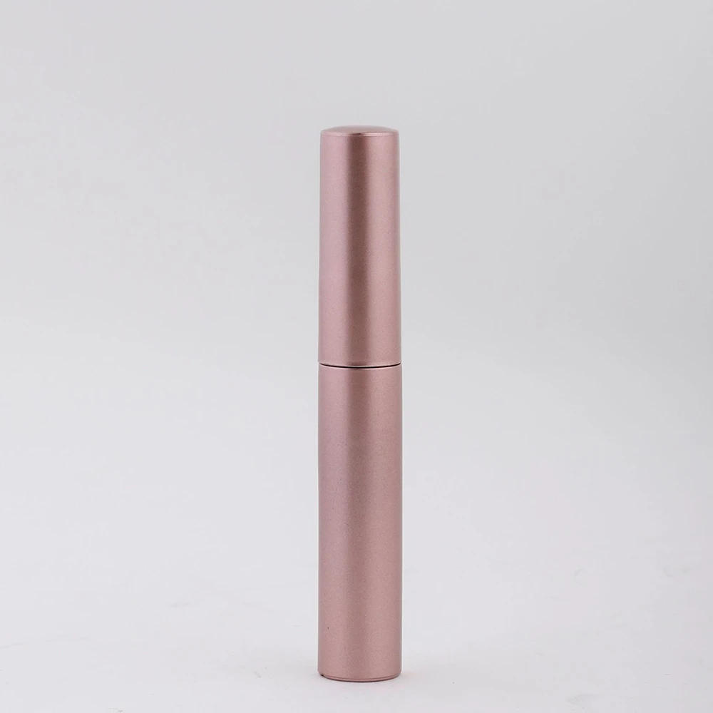 Description Picture 5 of itemMagnetic Liquid Eyeliner Waterproof Smooth Eye Liner Gold Bottle Makeup Cosmetic Easy To Wear Quick Dry Liquid Magnetic Eyeliner