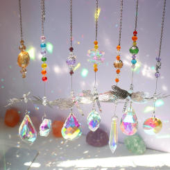 Crystal Windchimes Sun Catchers Dragonfly Butterfly Hanging Pendant Dream Catcher Wind Chimes for Home Garden Window Chandelier
