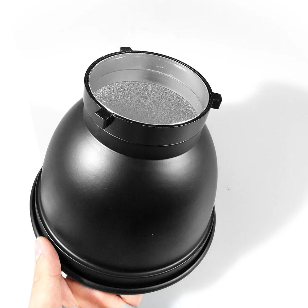 Description Picture 3 of item7inch 18cm Standard Reflector Diffuser with 10/20/30/40/50/60 Degree Honeycomb Grid for Bowens Mount Studio Light Strobe Flash