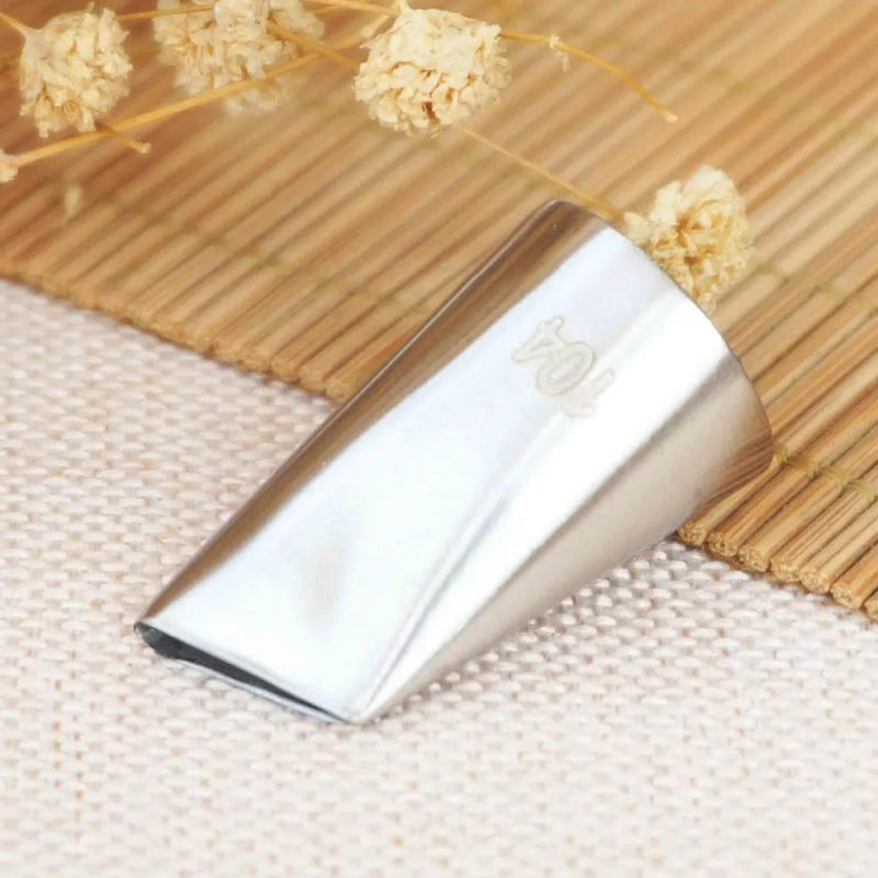 Description Picture 4 of item#104 Piping Nozzle Decorating Icing Tip For Creating Rose Petal Shape Baking &Pastry Tools Bakeware