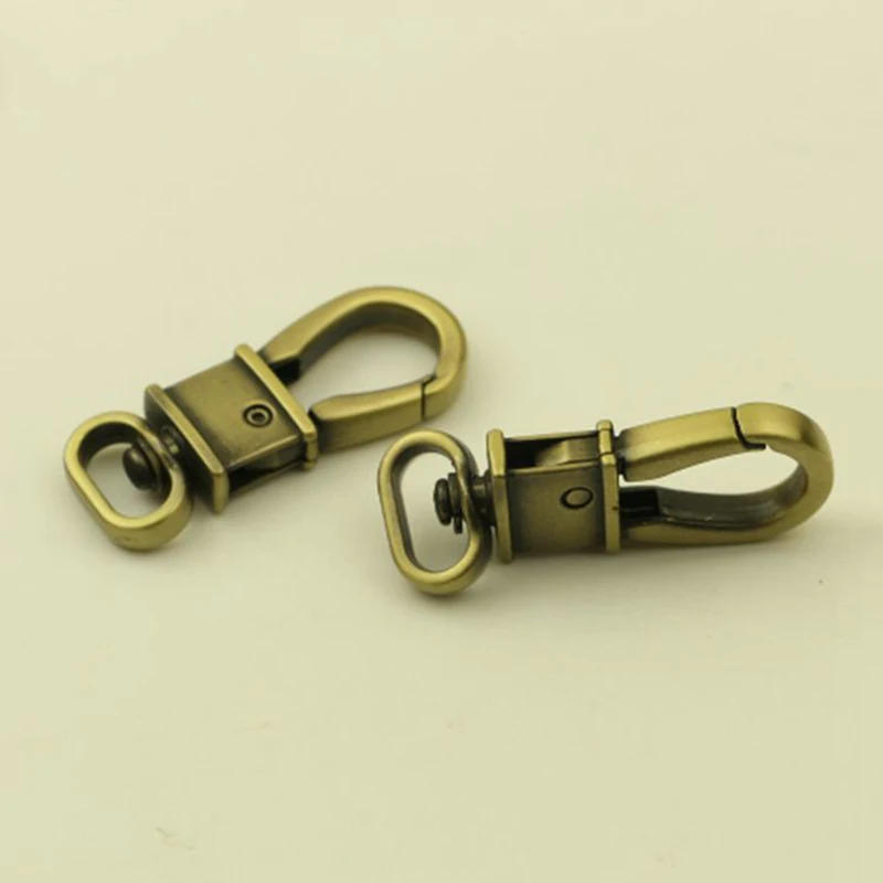 Description Picture 5 of item1pcs Metal Snap Hook Fashion Trigger Lobster Clasp Clip for DIY Leather Craft Tiny Pet Leash Bag Strap Webbing Keychain Hook