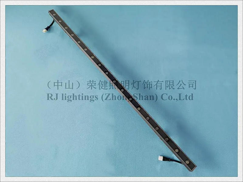 Description Picture 4 of itemLED wall washer advertising light flood lamp decoration DC24V input aluminum SMD3030 18 LED 18W 1800lm IP65 1000mm*30mm*20mm