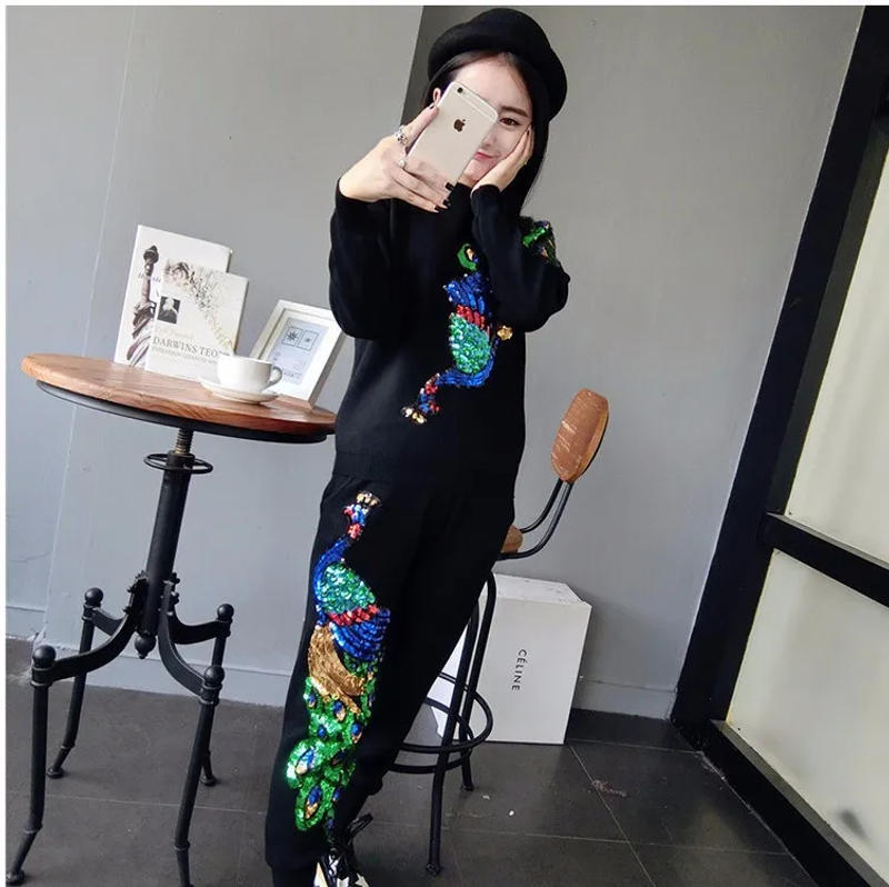 Description Picture 2 of item1Pc Sequin Peacock Feather Embroidery Patch For Clothing Lace Fabric Applique African Lace Sewn On Dress Clothes Accessory Diy